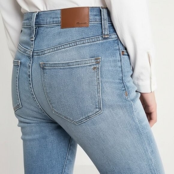 Madewell 9" High-Rise Skinny Jeans Destructed Hem Light Wash 25 Kaihara - Picture 2 of 13